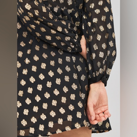 Gold metallic floral pattern thread button down black shirt dress never worn - Picture 3 of 9